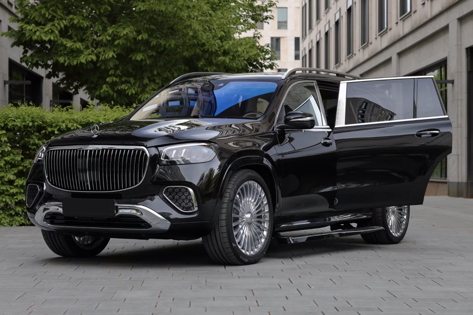 Аренда Mercedes Maybach GLS с водителем в Минске