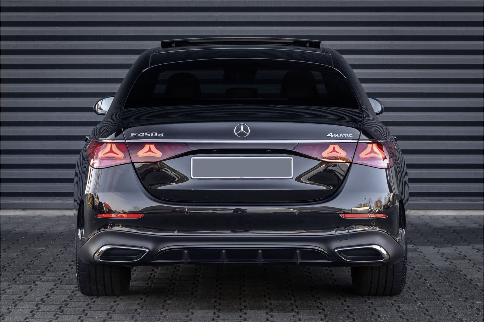 Аренда Mercedes E‑Class с водителем в Минске