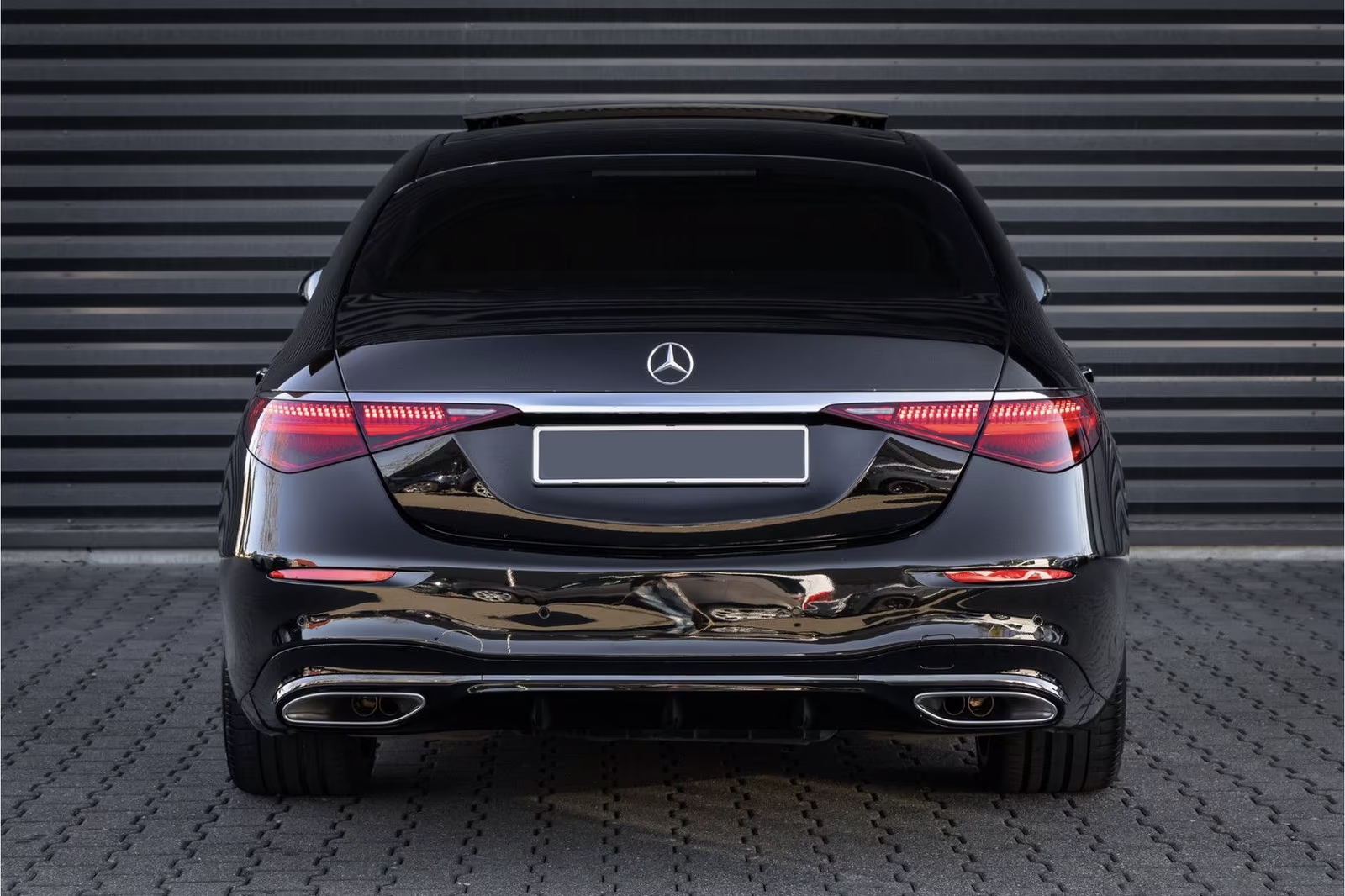 Арендовать Мерседес S-class с водителем в Минске