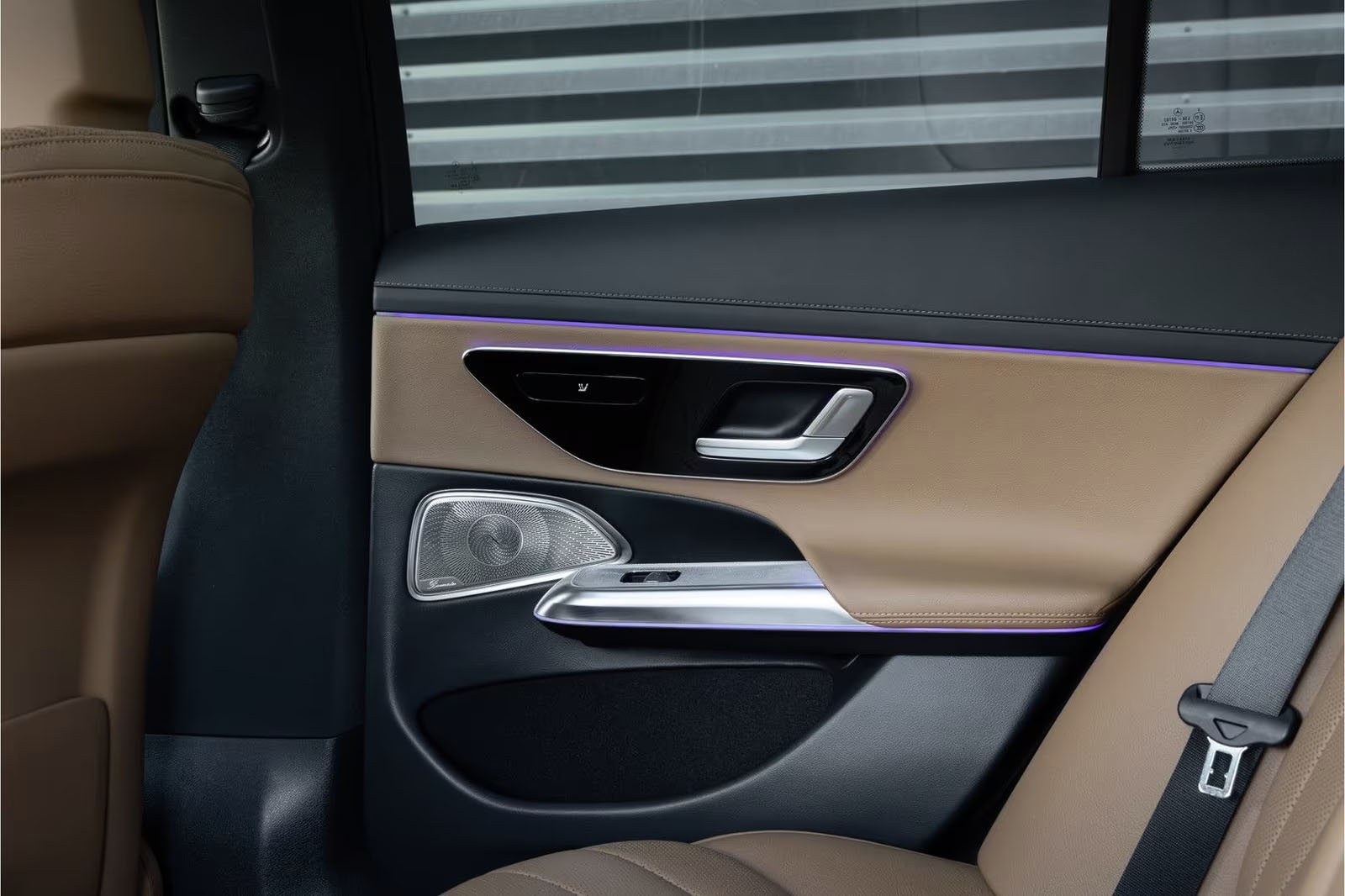 Аренда Mercedes E‑Class с водителем в Минске